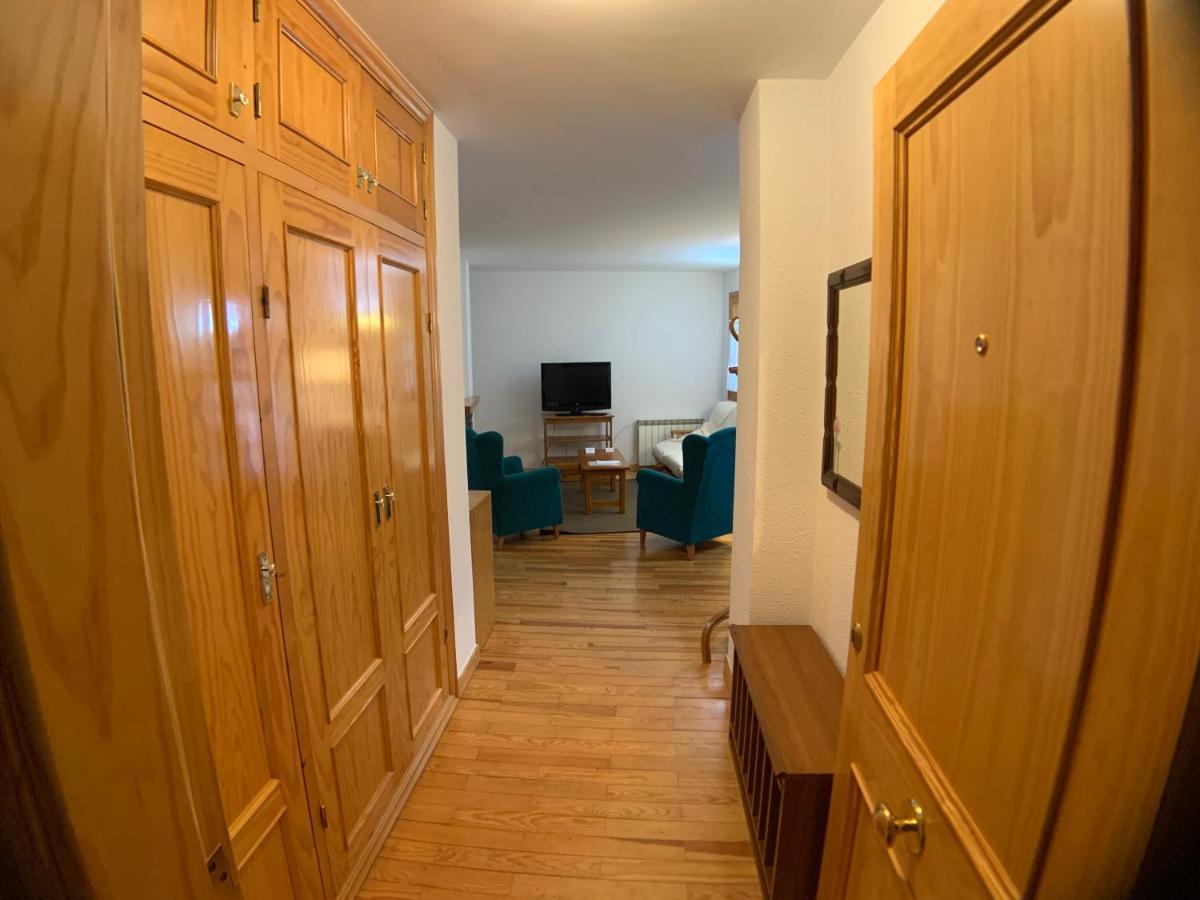 B35 - Edif. Sayo IV Apartamento - Villmor Benasque Exterior foto