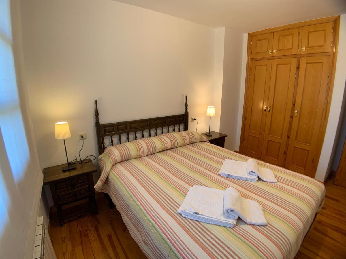 B35 - Edif. Sayo IV Apartamento - Villmor Benasque Exterior foto